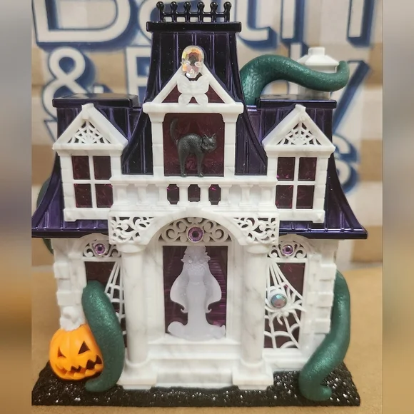 NWT Bath and Body Works Haunted Chateau Wallflower Plug-In Projector - Picture 2 of 6